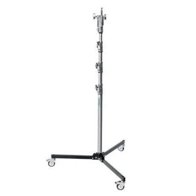 Avenger Roller Stand 34 with Folding Base