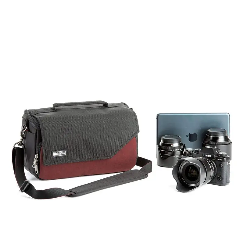 ThinkTANK Mirrorless Mover 25i Deep Red Bag