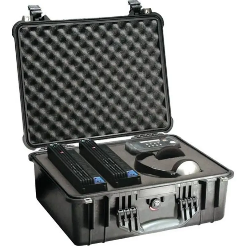 Pelican 1550 Case with 4-Piece Foam Set (Black)