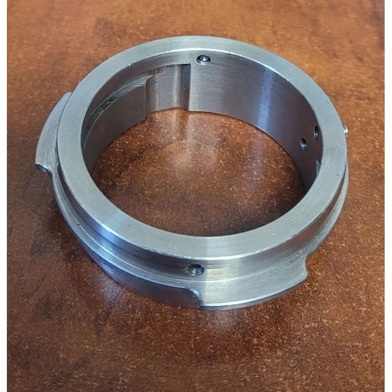 Arri Bayonet / Standard Mount to Aaton Mount (Set Screw) adapter