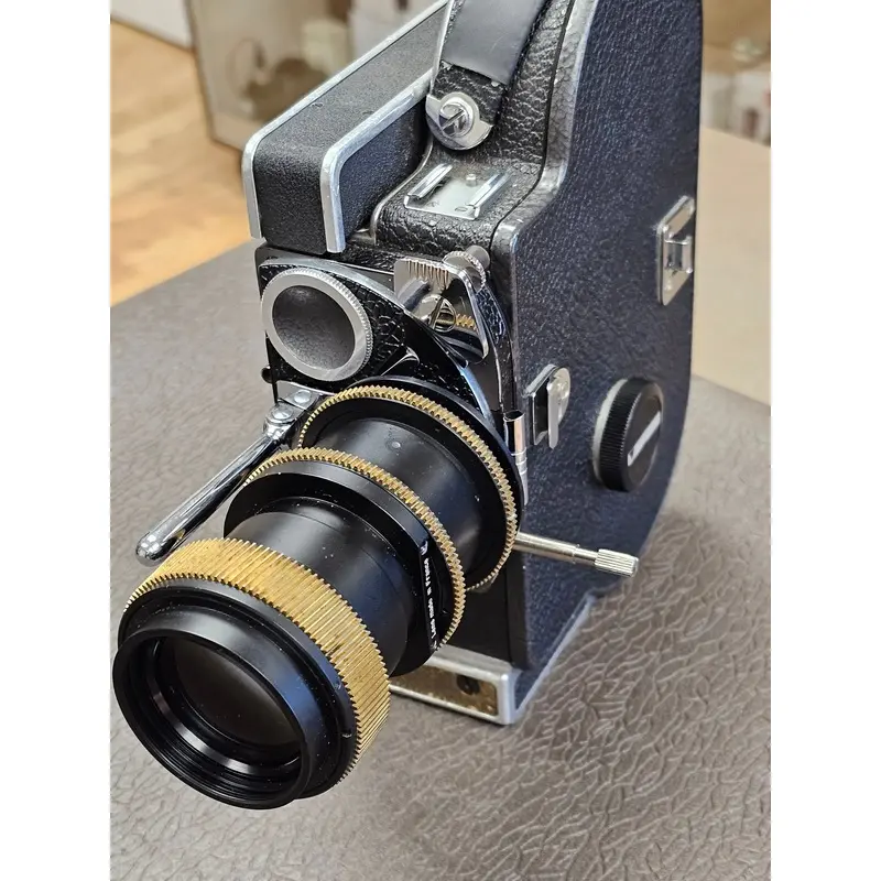 Prototype Super 16mm Zoom lens C-Mount (Angenieux 17-68mm f2.2/T2.5 C-Mount Zoom lens)