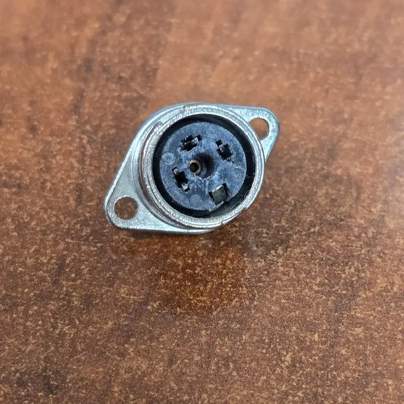 Beaulieu R-16 3-Pin DIN Connector Female for Camera Body