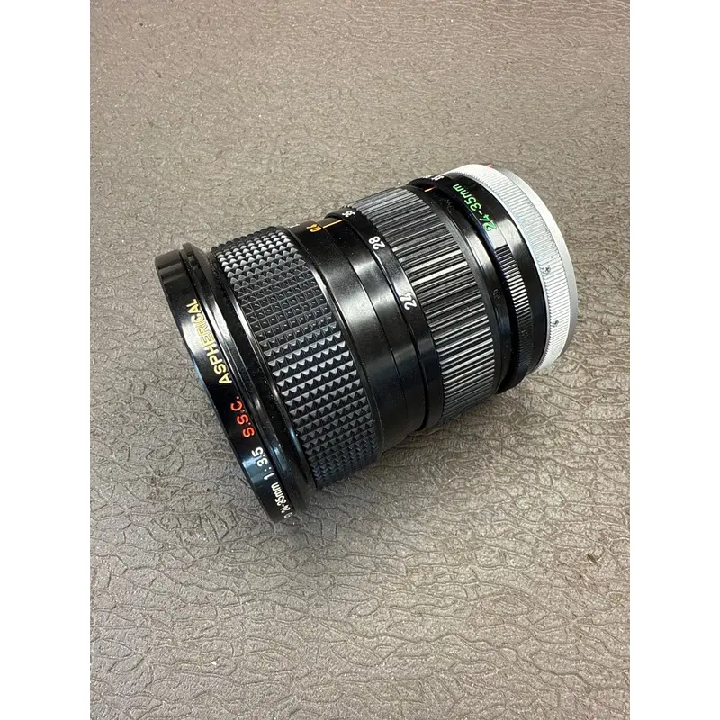 Canon FD 24-35mm f/3.5 S.S.C. Aspherical Zoom Lens S# 13493