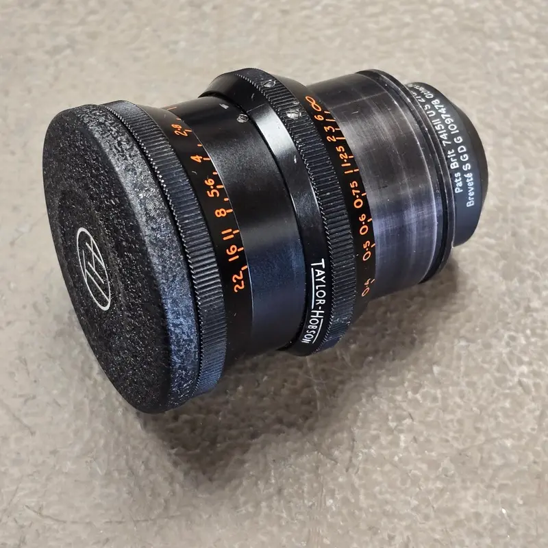 Cooke Kinetal 17.5mm f1.8/T2 Arri Standard Mount S# 572911