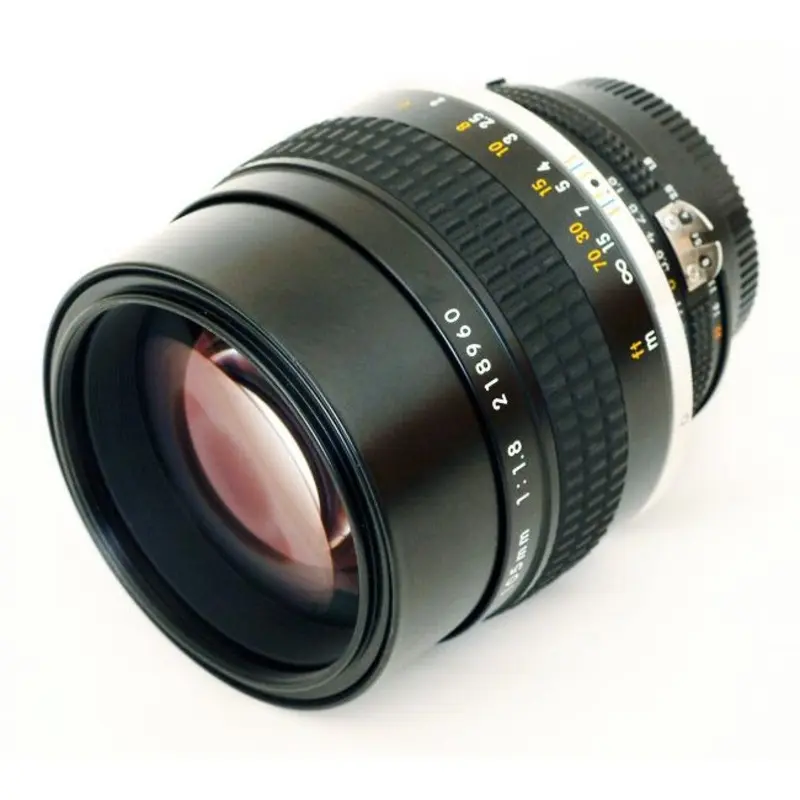 Nikon 105mm f/1.8 Cinestyle