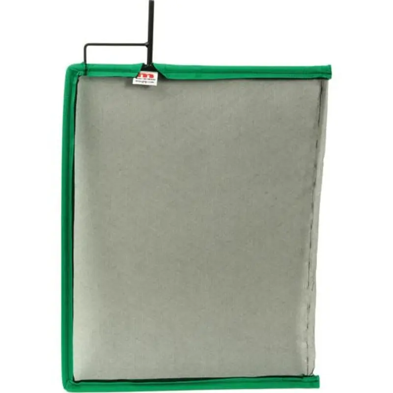 Matthews Open End Black Single Scrim 18x24"