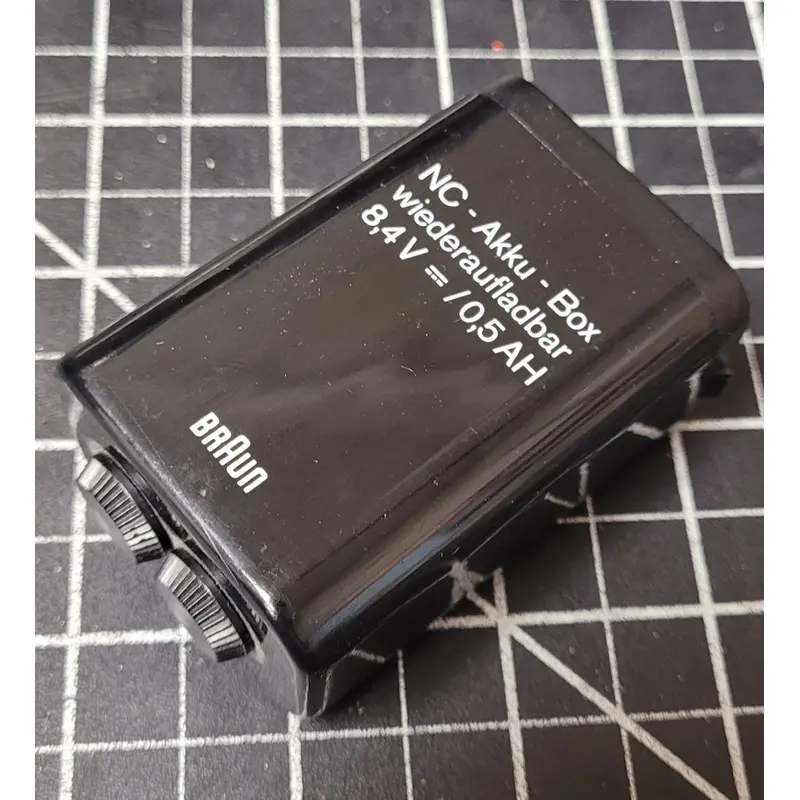 Braun Nizo Akku AA Battery Box