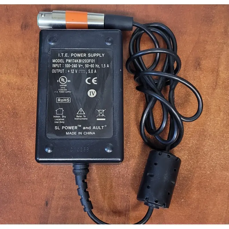 I.T.E. 12 volt 5 Ah Power supply