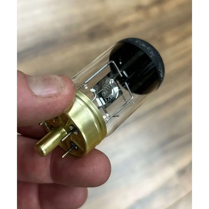 Apollo CAR Lamp 120V 150W