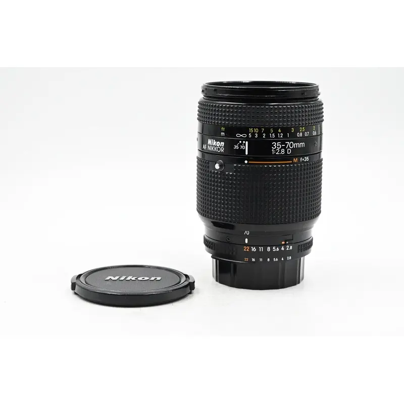 Nikon 35-70mm f/2.8 AF Autofocus Wide Angle-Telephoto Zoom lens - Used