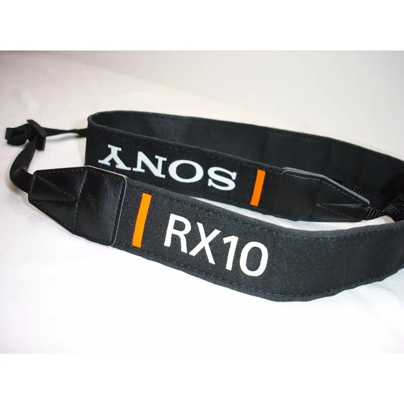 Sony DSC-RX10's Shoulder Strap