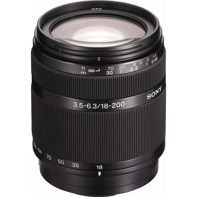Sony 18-200mm f/3.5-6.3 DT Telephoto Zoom Lens