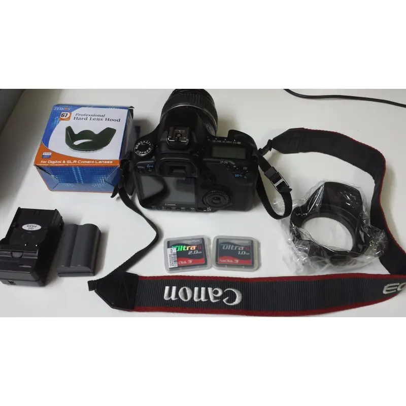 Canon EOS 40D DSLR with 17-85mm lens