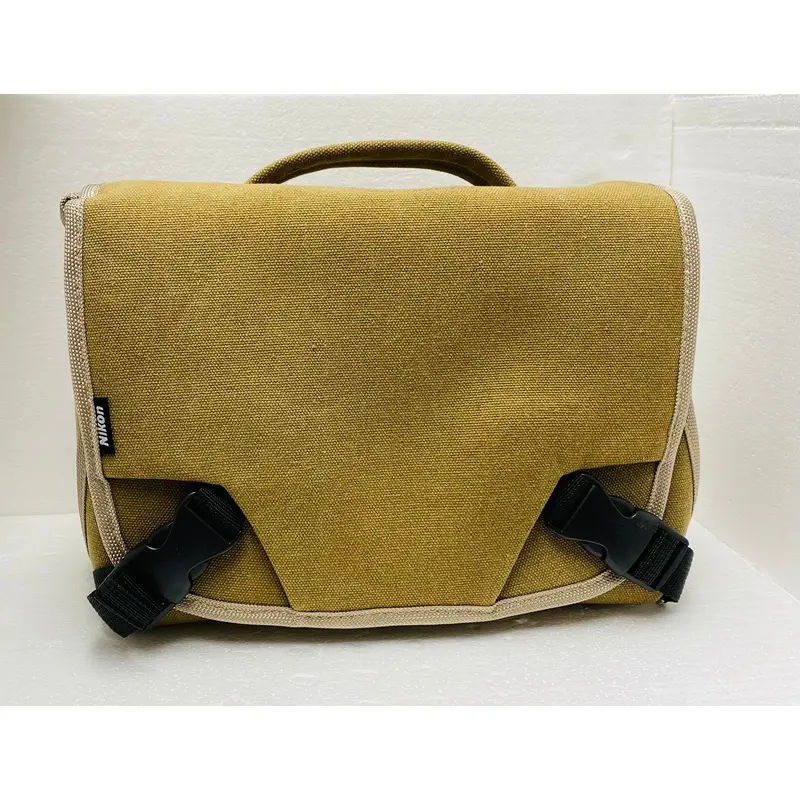 Nikon Deluxe Digital SLR Camera Canvas Gadget Bag (Beige Tan)
