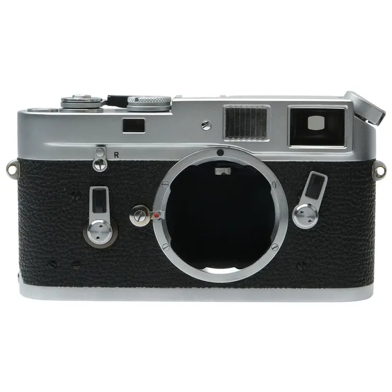 Leica M4 Overahauled Apr 25 1190026