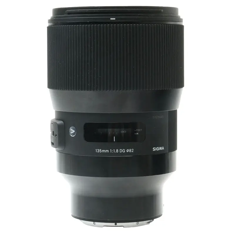 Sigma 135mm f1.8 DG Art, L Mount, Hood 57076485