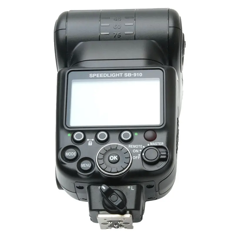 Nikon SB-910, Case 2330299
