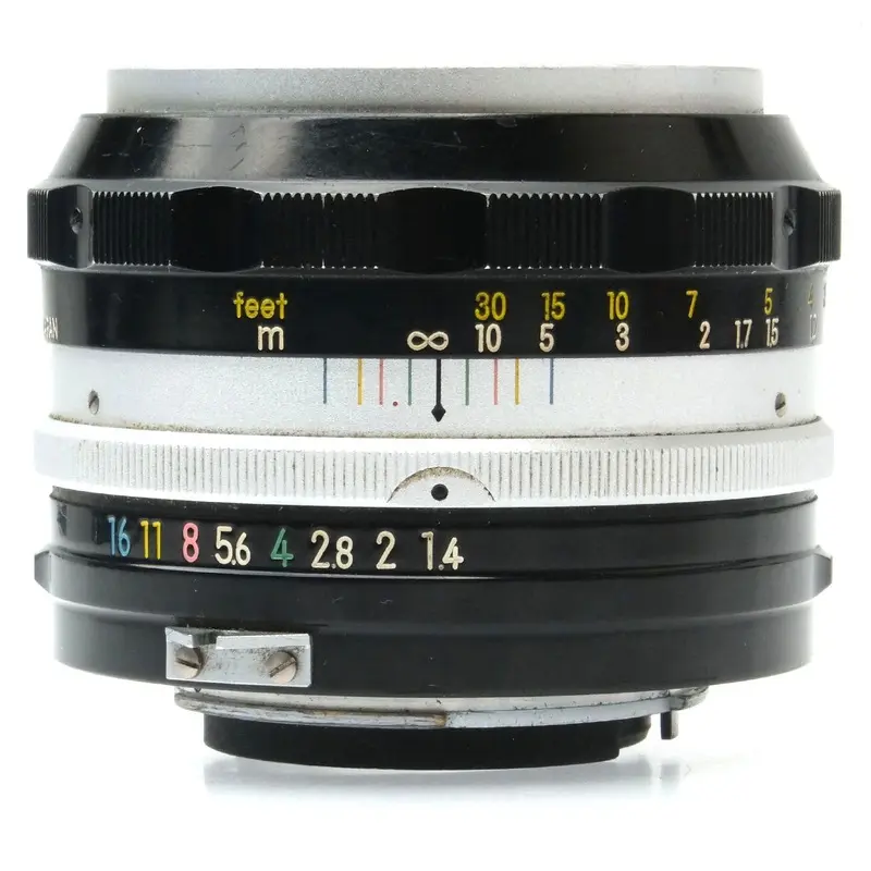 Nikon 50mm f1.4 Nikkor-S 482095 Hood