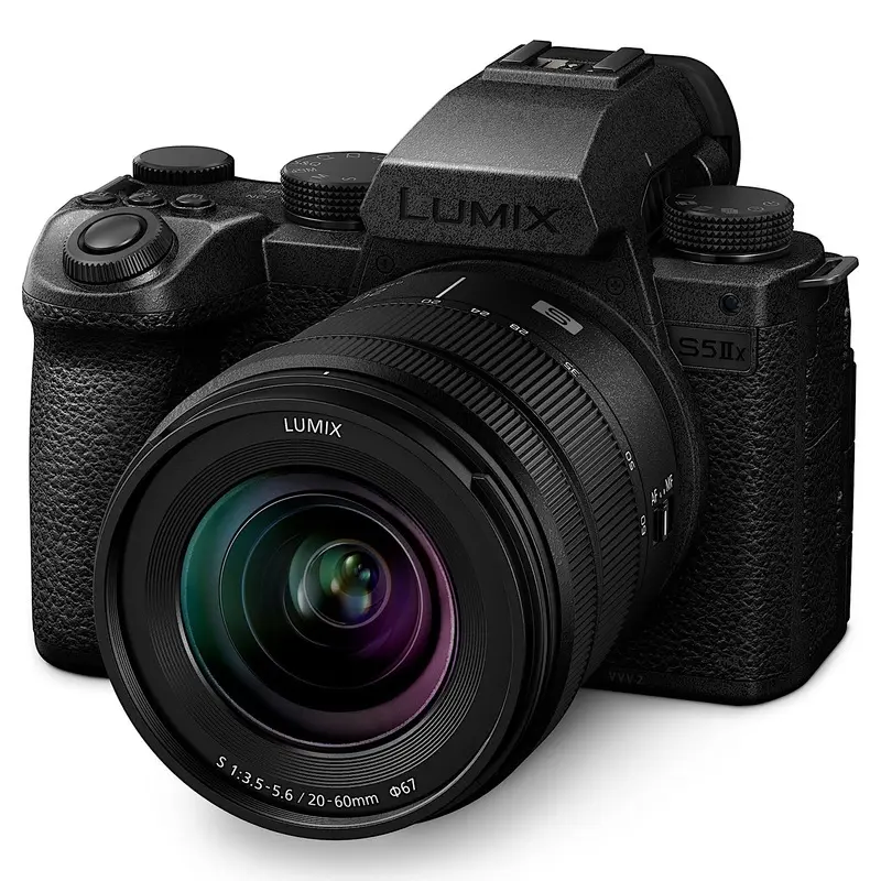 Panasonic S5 IIX w/ 20-60mm