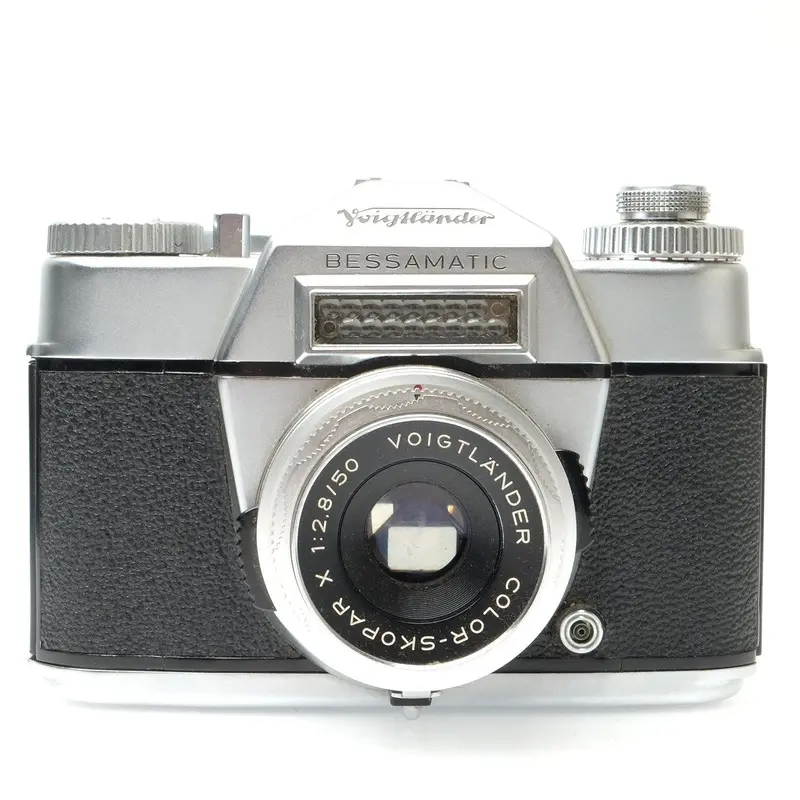 Voigtlander Bessamatic, 50mm f2.8 Color Skopar 7428