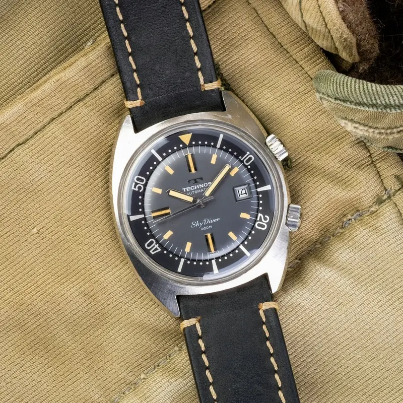 Technos Sky Diver Super Compressor Automatic 200M (8+)