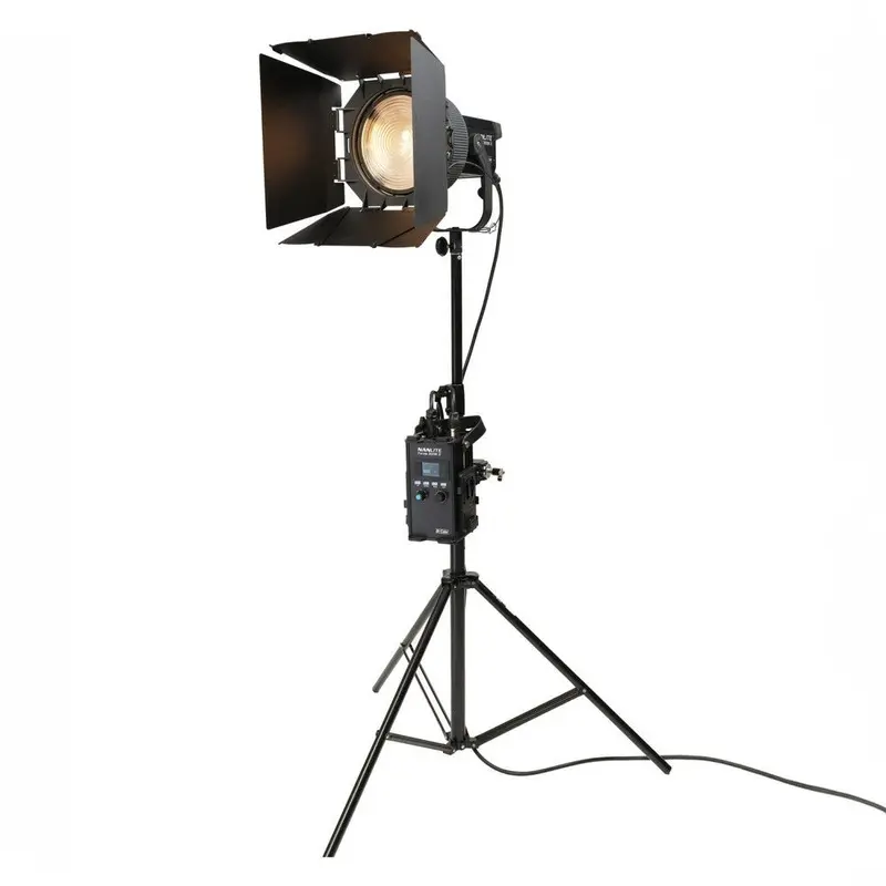Nanlite Forza 300B II LED Spotlight and FL-20G Fresnel Rolling Case Kit