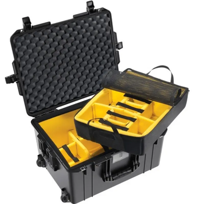 Pelican 1607 AirWD Wheelled Hard Case with Padded Divider Insert (Black)
