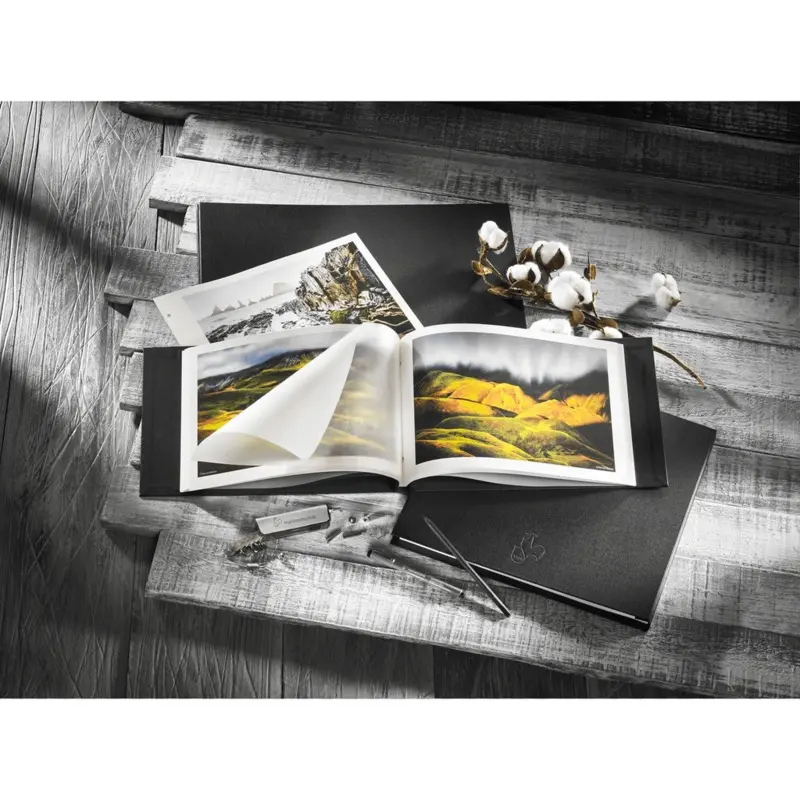 Hahnemuhle Black Linen Album Cover