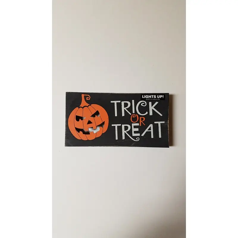 Prinz LED Plaque 'Trick Or Treat'