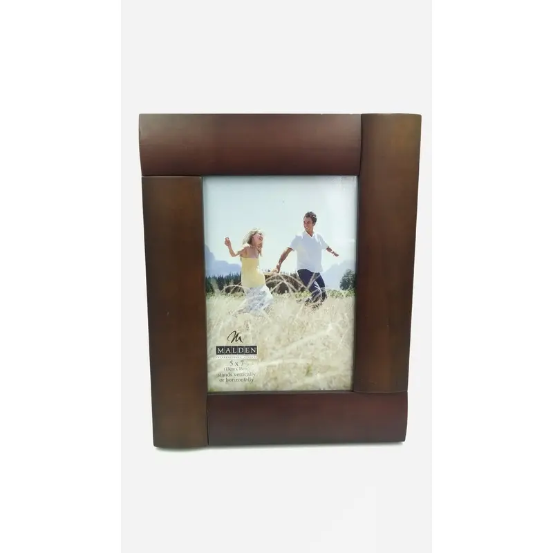 Malden 5x7 Roll Wood