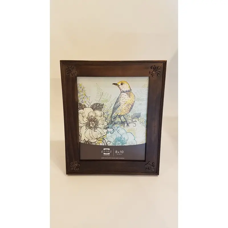 Prinz 8x10 Fleur De Lis Walnut