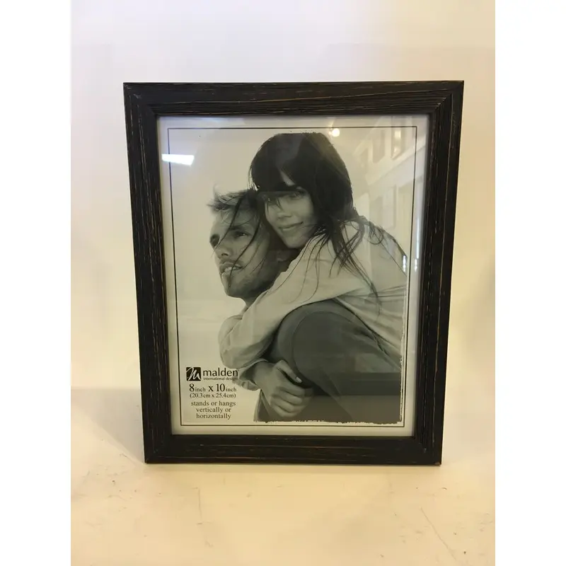 Malden 8x10 Linear Rough Black